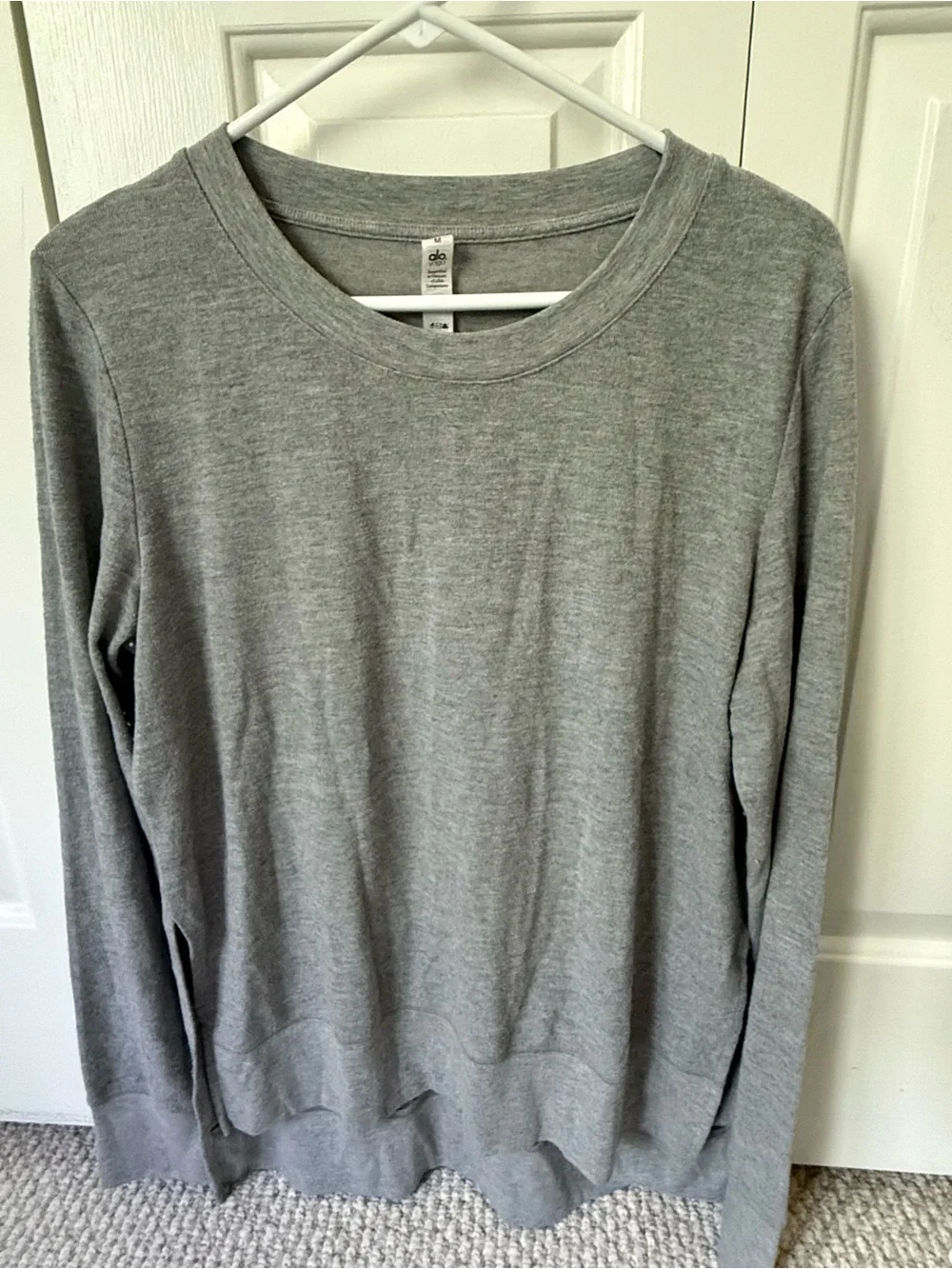 ALO yoga crew sweatshirt/pullover size medium